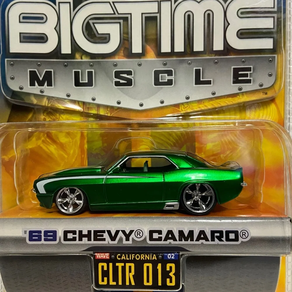 Jada Toys Dub City BigTime Muscle 69 Chevy Camaro 1:64 Metallic Green Nostalgia
